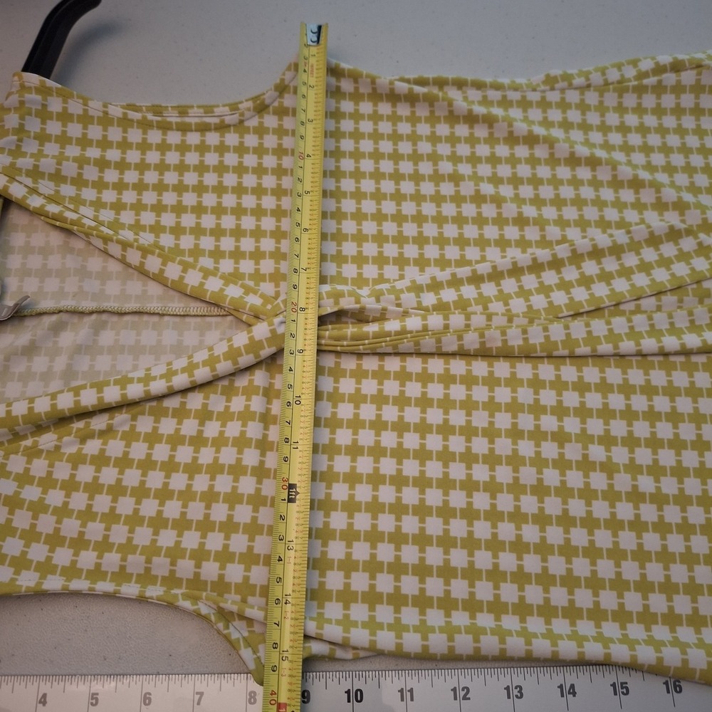 3/$15 Banana Republic XS Yellow Green Geometric Tie Neck V-Neck Blouse - Picture 4 of 7